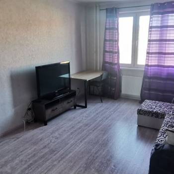 Сдается 1-комнатная квартира, 39 м²