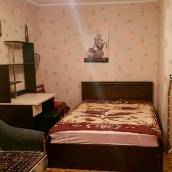 Продается 1-комнатная квартира, 32 м²