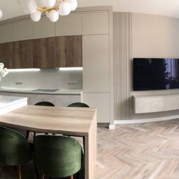 Продается 2-х комнатная квартира, 110 м²