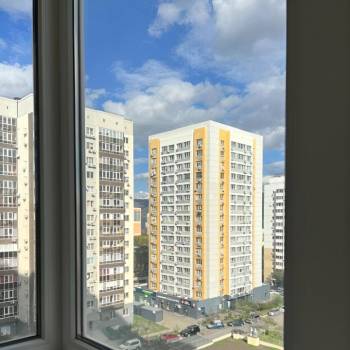 Продается 1-комнатная квартира, 38 м²