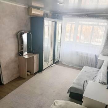 Продается 1-комнатная квартира, 30,7 м²