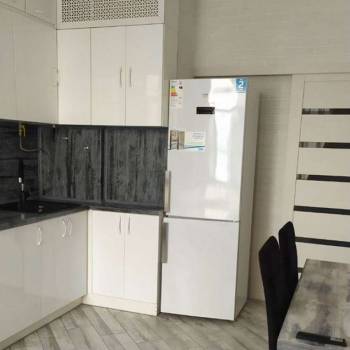 Продается 1-комнатная квартира, 41 м²