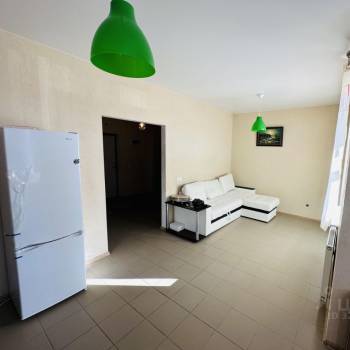 Сдается 1-комнатная квартира, 61,5 м²