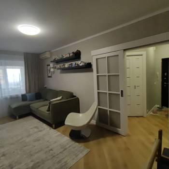 Продается 3-х комнатная квартира, 57,1 м²
