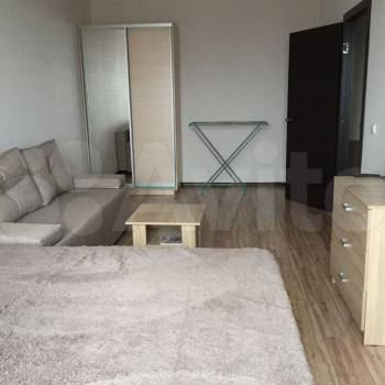 Продается 1-комнатная квартира, 36,5 м²