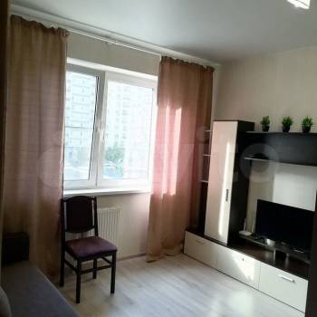 Продается 1-комнатная квартира, 35 м²