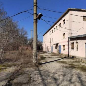 Продается Нежилое помещение, 2000 м²