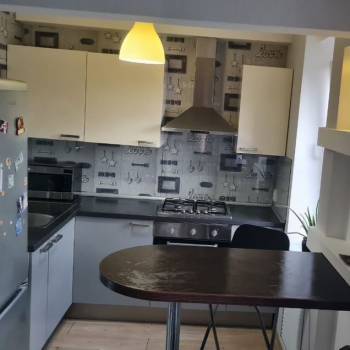 Продается 1-комнатная квартира, 30,7 м²