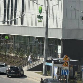 Продается Многокомнатная квартира, 97,4 м²