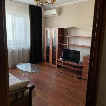 Сдается 1-комнатная квартира, 35 м²
