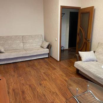 Сдается 1-комнатная квартира, 35 м²