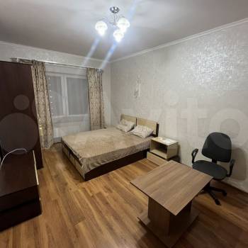 Сдается 1-комнатная квартира, 42 м²