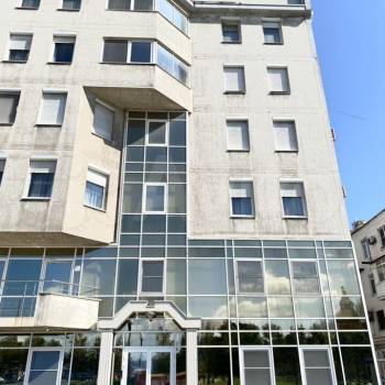 Продается 3-х комнатная квартира, 155 м²