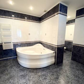 Продается 3-х комнатная квартира, 155 м²