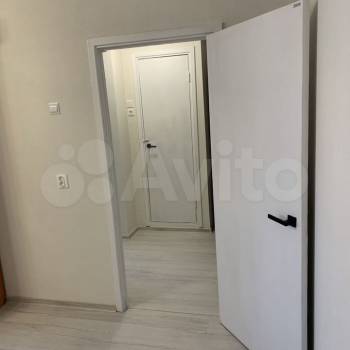 Продается 1-комнатная квартира, 38 м²