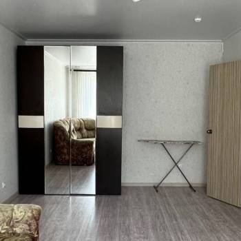 Сдается 1-комнатная квартира, 39 м²