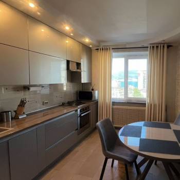 Продается 3-х комнатная квартира, 65,4 м²