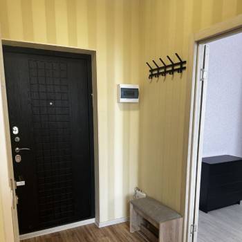 Продается 1-комнатная квартира, 36 м²