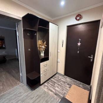 Продается 1-комнатная квартира, 37,8 м²