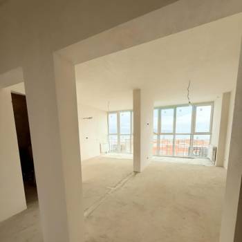 Продается 3-х комнатная квартира, 90 м²
