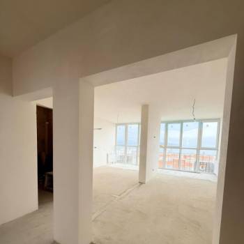 Продается 3-х комнатная квартира, 90 м²