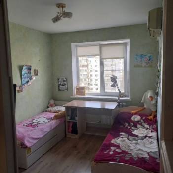 Продается 3-х комнатная квартира, 63 м²