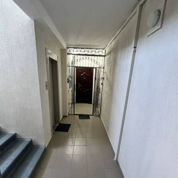 Продается 1-комнатная квартира, 37,2 м²