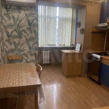 Сдается 2-х комнатная квартира, 70 м²
