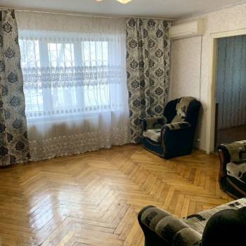 Сдается Многокомнатная квартира, 60 м²
