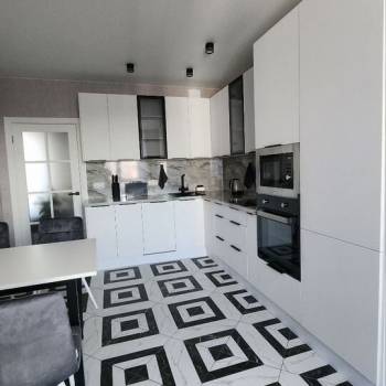 Сдается 2-х комнатная квартира, 62 м²