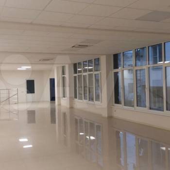 Продается Нежилое помещение, 380,6 м²
