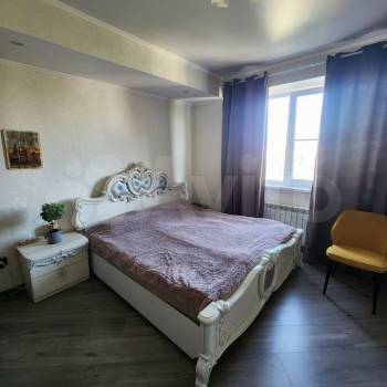 Продается 1-комнатная квартира, 48,8 м²
