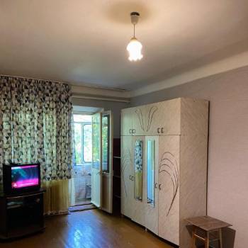 Сдается 1-комнатная квартира, 32 м²