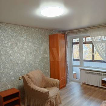 Сдается 1-комнатная квартира, 35 м²