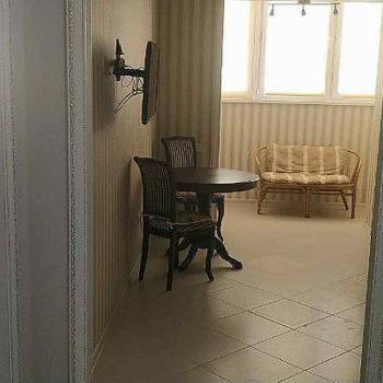 Сдается 1-комнатная квартира, 56 м²