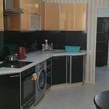 Сдается 1-комнатная квартира, 56 м²