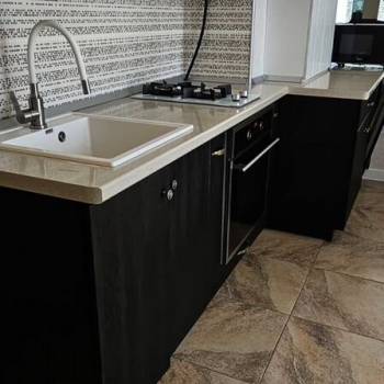 Продается 1-комнатная квартира, 54 м²
