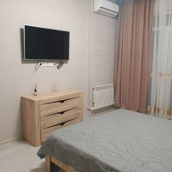 Сдается 1-комнатная квартира, 42 м²