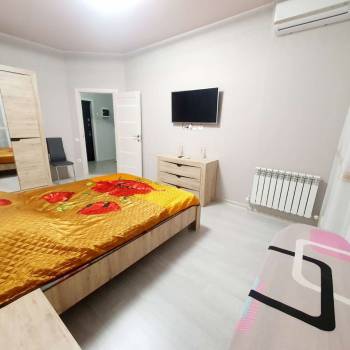 Сдается 1-комнатная квартира, 42 м²