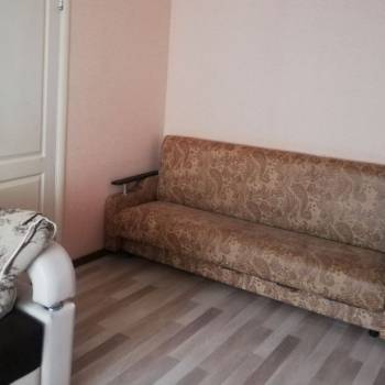 Продается 1-комнатная квартира, 37 м²