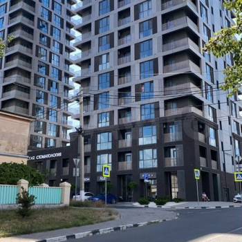 Продается 1-комнатная квартира, 42,5 м²