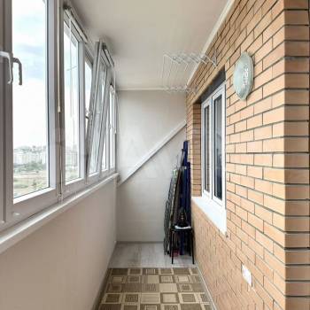 Продается 1-комнатная квартира, 40 м²