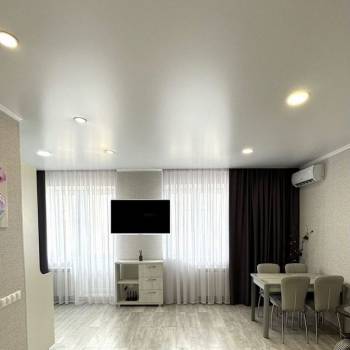 Продается 1-комнатная квартира, 40 м²