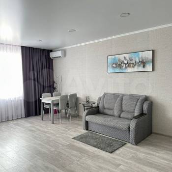 Продается 1-комнатная квартира, 40 м²