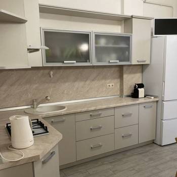 Сдается 1-комнатная квартира, 54 м²