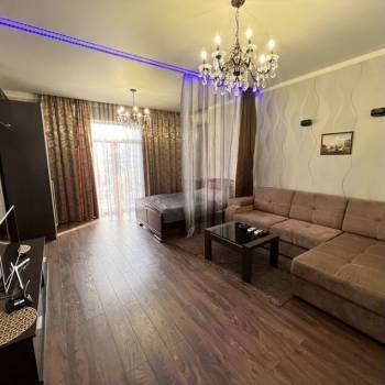 Сдается 2-х комнатная квартира, 78 м²