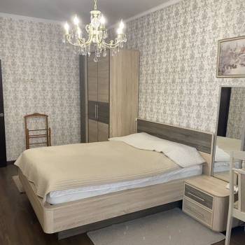 Сдается 2-х комнатная квартира, 78 м²
