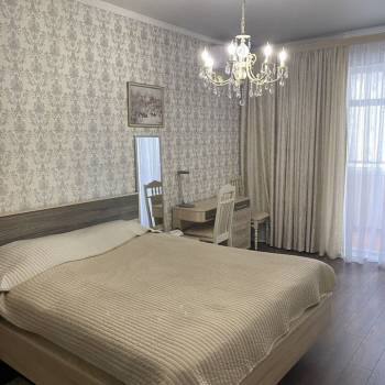 Сдается 2-х комнатная квартира, 78 м²