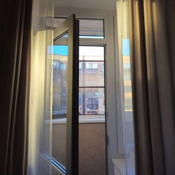 Продается 1-комнатная квартира, 42 м²