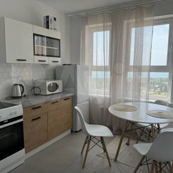 Продается 1-комнатная квартира, 32 м²